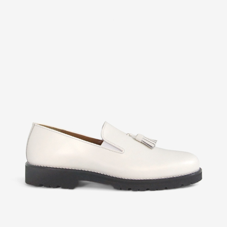 TUSSEL COCK SHOES / WHITE | Tomo & Co(トモ&シーオー) | SHOES