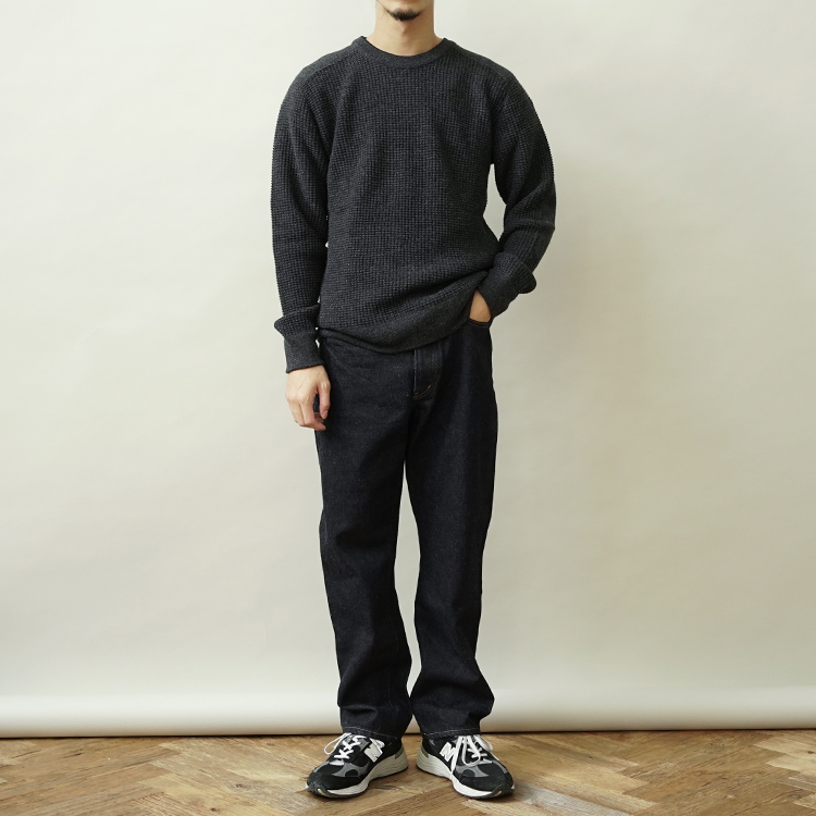 Baby Alpaca Waffle Crew / CHARCOAL | THE INOUE BROTHERS