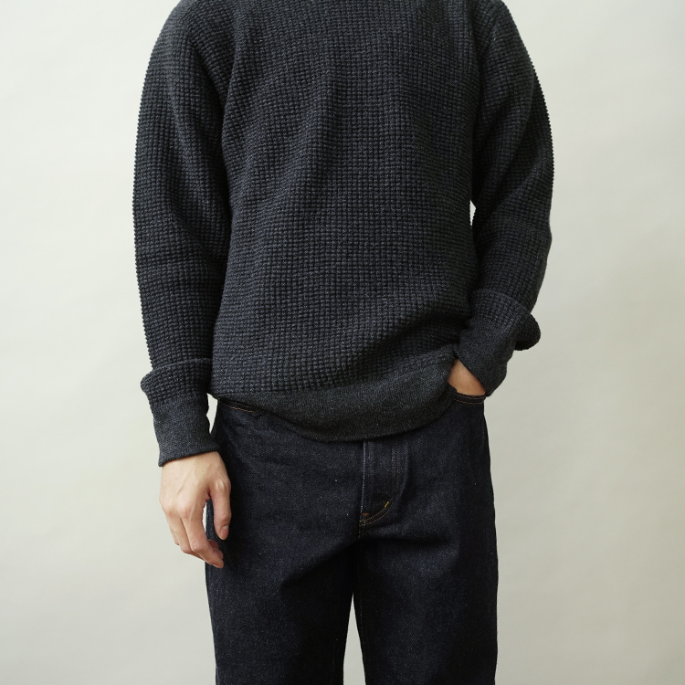 Baby Alpaca Waffle Crew / CHARCOAL | THE INOUE BROTHERS