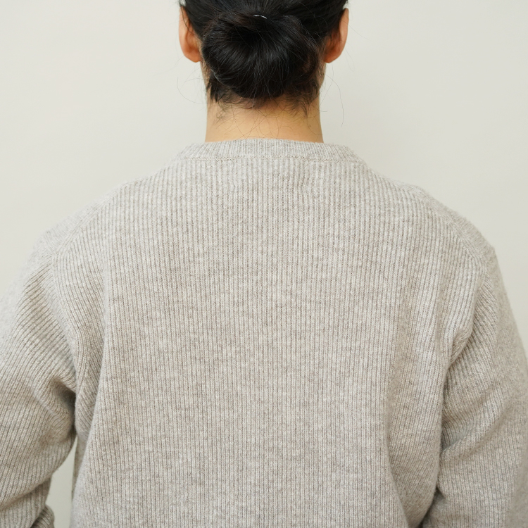 日本直販店 ◾️コンテンポ CASHMERE CREWNECK KNITカシミヤ ヤエカ