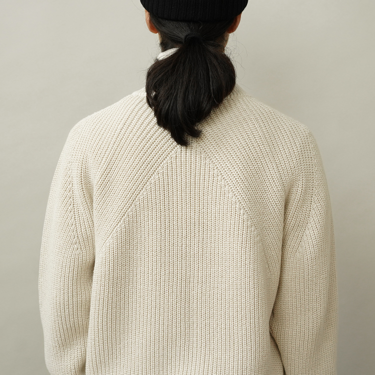 batoner SIGNATURE DRIVER'S KNIT Ivory www.mesihatsandzaka.rs