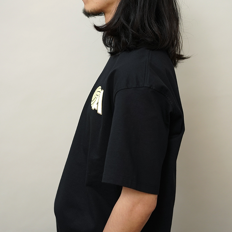 Kora Logo Short Sleeve T-Shirt / BLACK | ADISH(アディッシュ) | T