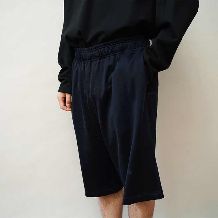 SIDE LINE SHORT PANTS - Rayon plating jersey - / NAVY | SEVEN BY