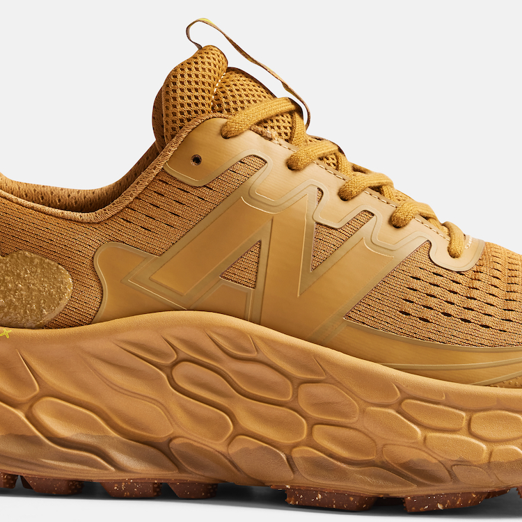 TOKYO DESIGN STUDIO New Balance Fresh Foam X More Trail v3 / BEIGE