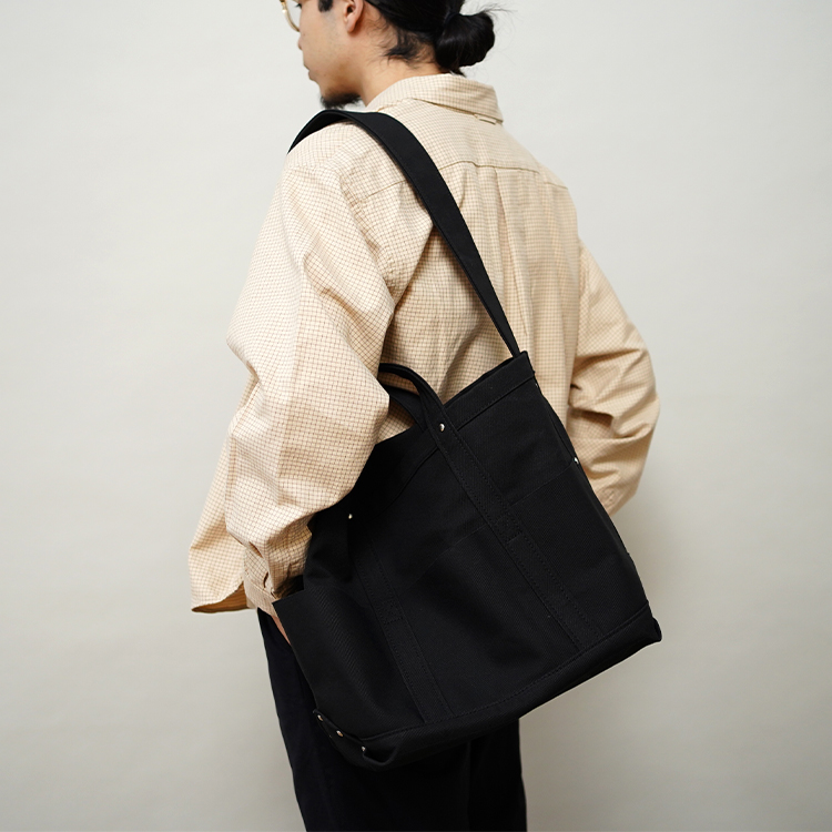 TOOL BAG MEDIUM / KUSAKI BLACK | YAECA (MEN)(ヤエカ) | BAGS