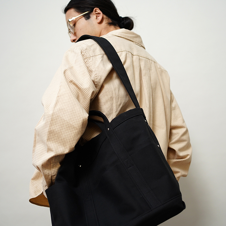 TOOL BAG MEDIUM / KUSAKI BLACK | YAECA (MEN)(ヤエカ) | BAGS