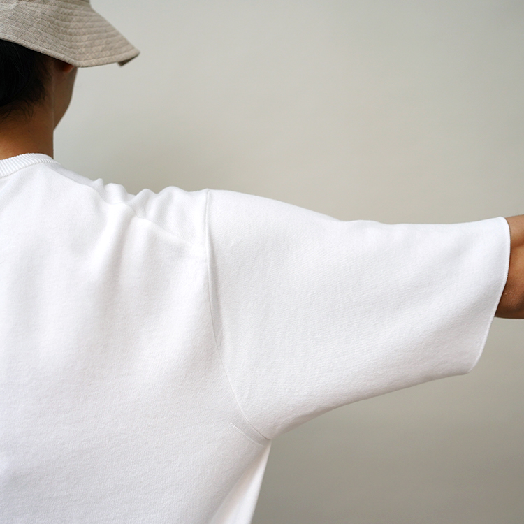 32G SMOOTH KNIT CREW NECK T-SHIRT / WHITE | BATONER (MEN)(バトナー