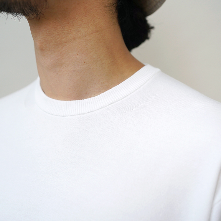 32G SMOOTH KNIT CREW NECK T-SHIRT / WHITE | BATONER (MEN)(バトナー