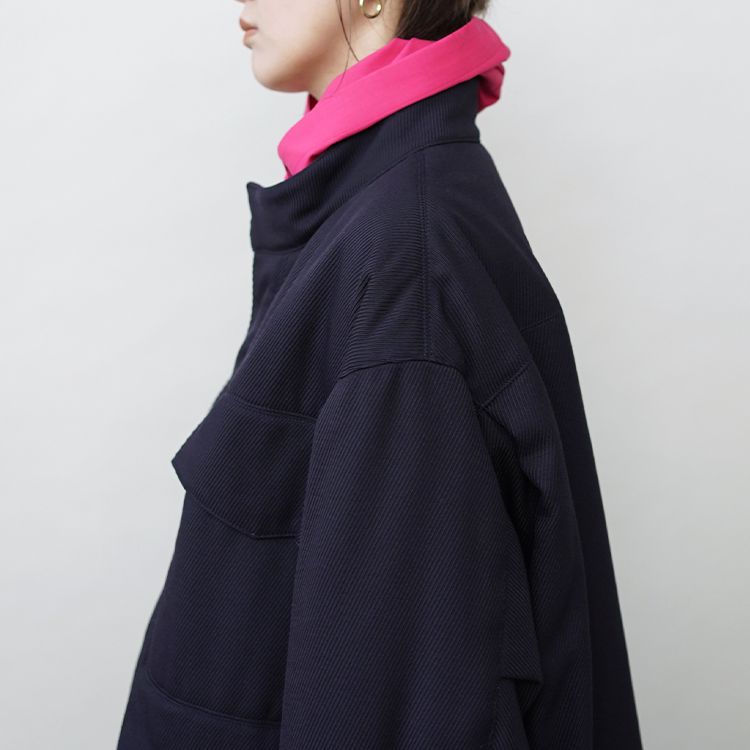 DROPPED SHOULDER PUFFER WITH STAND COLLAR IN WOOL KERSEY / INK