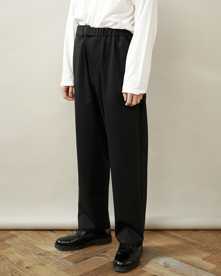 Compact Ponte Slim Waisted Wide Tapered Chef Pants / BLACK 