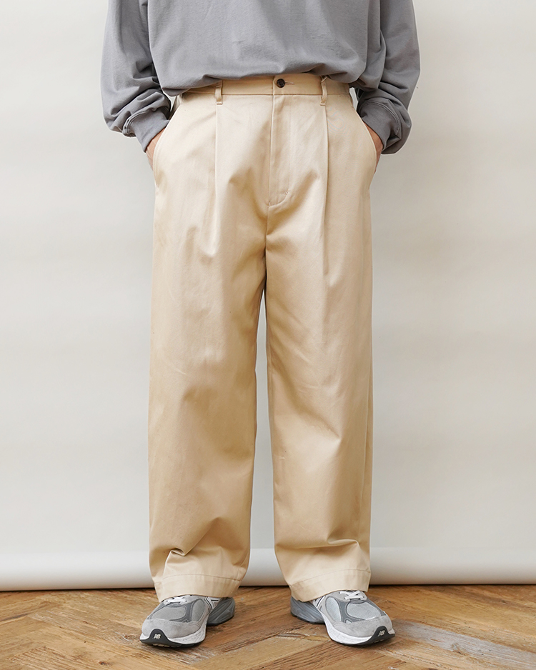 Westpoint Chino Wide Tapered Trousers / BEIGE | Graphpaper (MEN)(グラフペーパー) |  BOTTOMS | Dice&Dice | ONLINE STORE